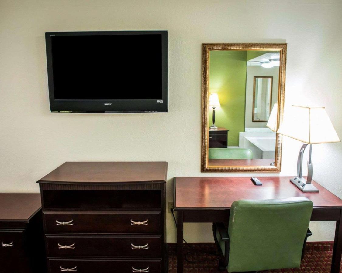 Quality Inn Chipley I-10 At Exit 120 Экстерьер фото